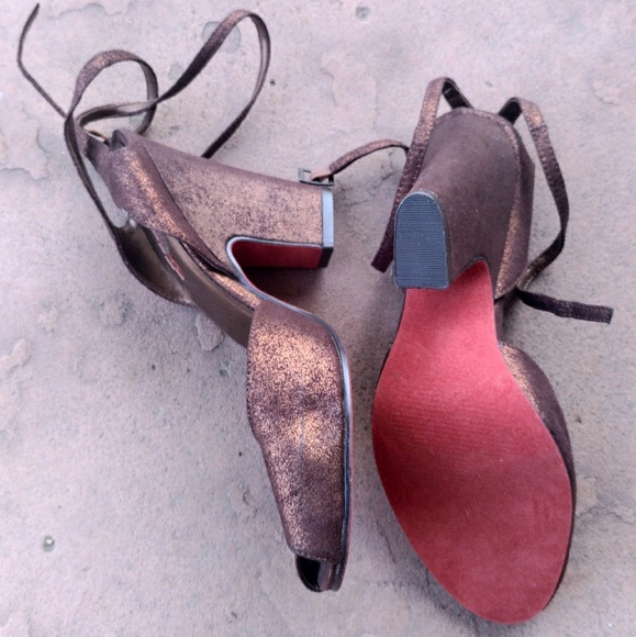 Salsa Dancing Heels - Picture 2 of 3